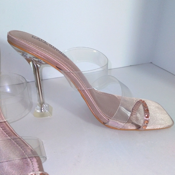 CAPE ROBBIN Champagne Bling Ring Toe Clear Heels- Size 8 - Picture 8 of 11